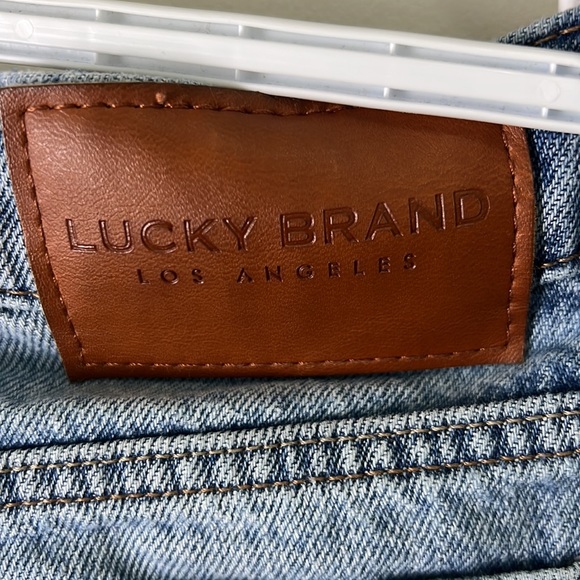 Lucky Brand Cut Off Distressed Rip Fly Denim Shorts Size 2 - Picture 5 of 10